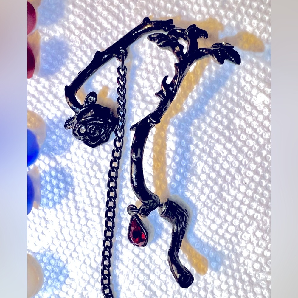 HotTopic Black Metal Rose Vine Earing Ear Cuff